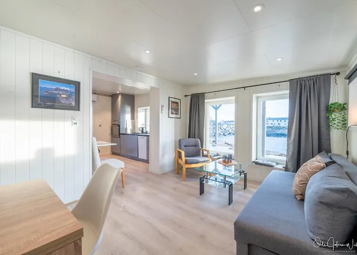 Seaside Ground Floor *